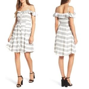 Anthropologie ASTR The Label Ramona Off the Shoulder Dress Sz S